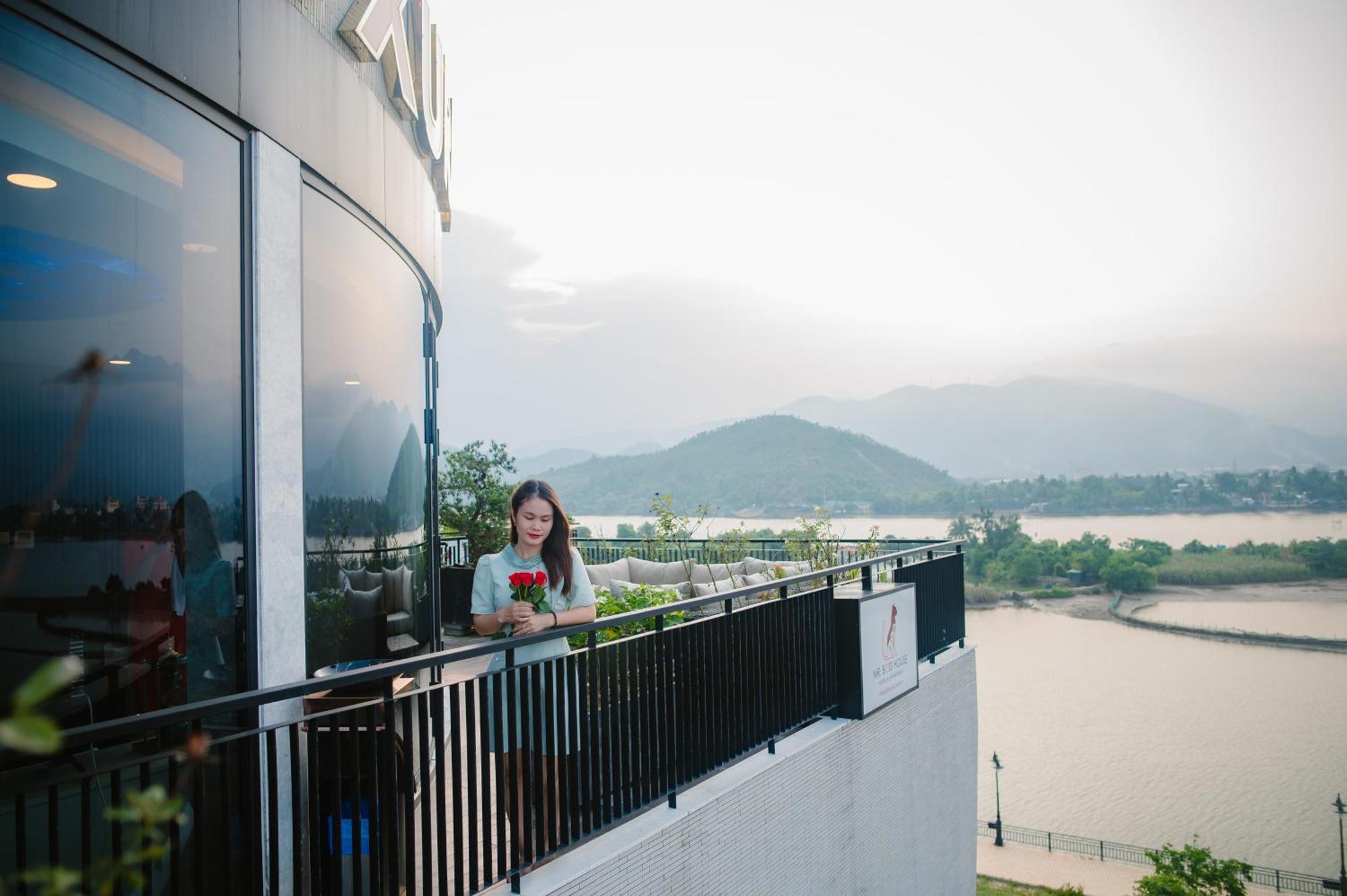 Cami Riverside Resort Da Nang Buitenkant foto
