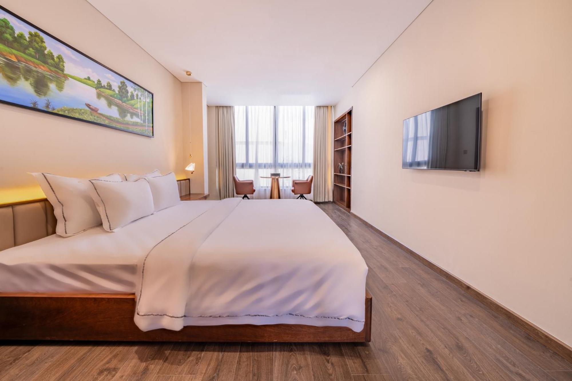 Cami Riverside Resort Da Nang Buitenkant foto