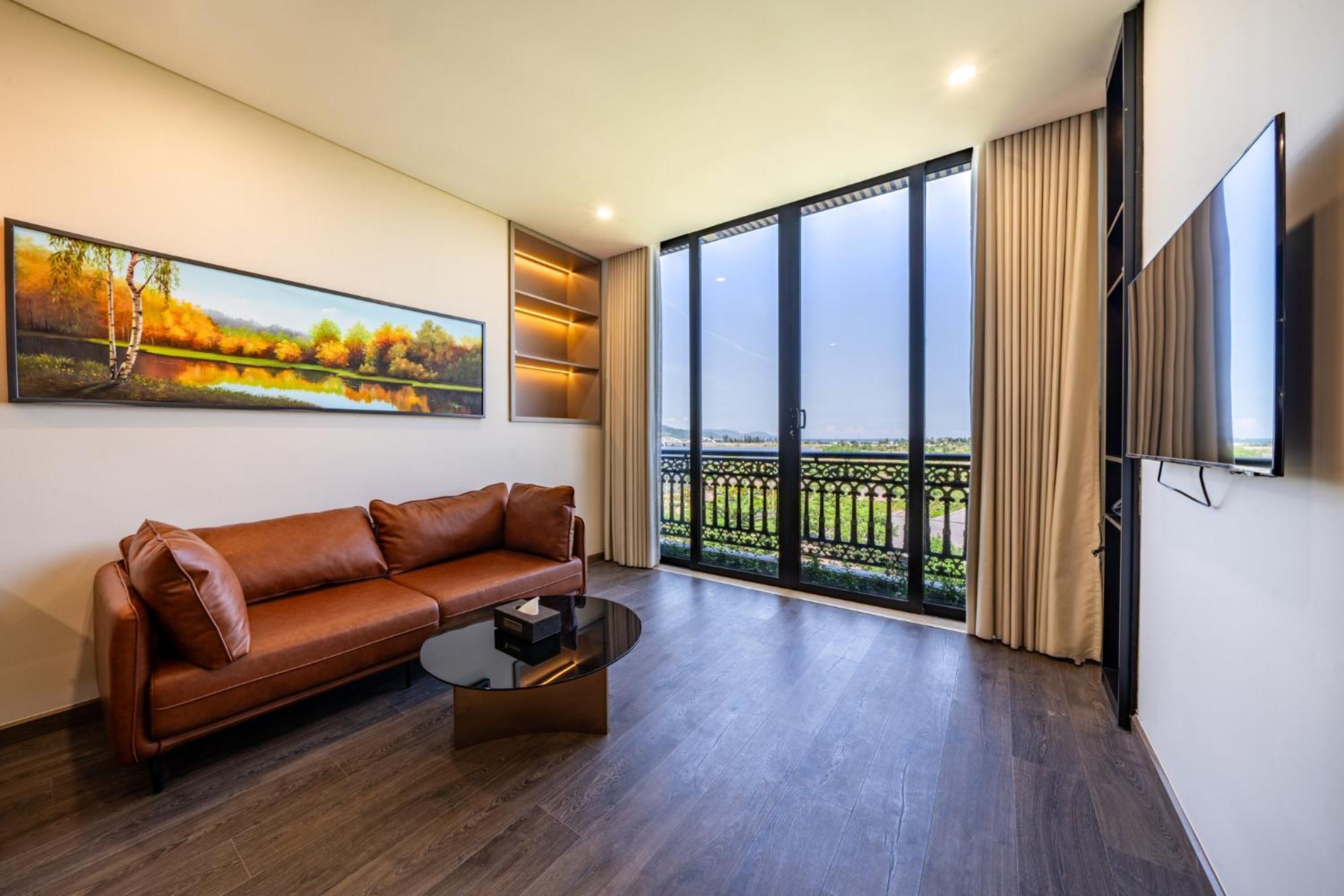 Cami Riverside Resort Da Nang Buitenkant foto