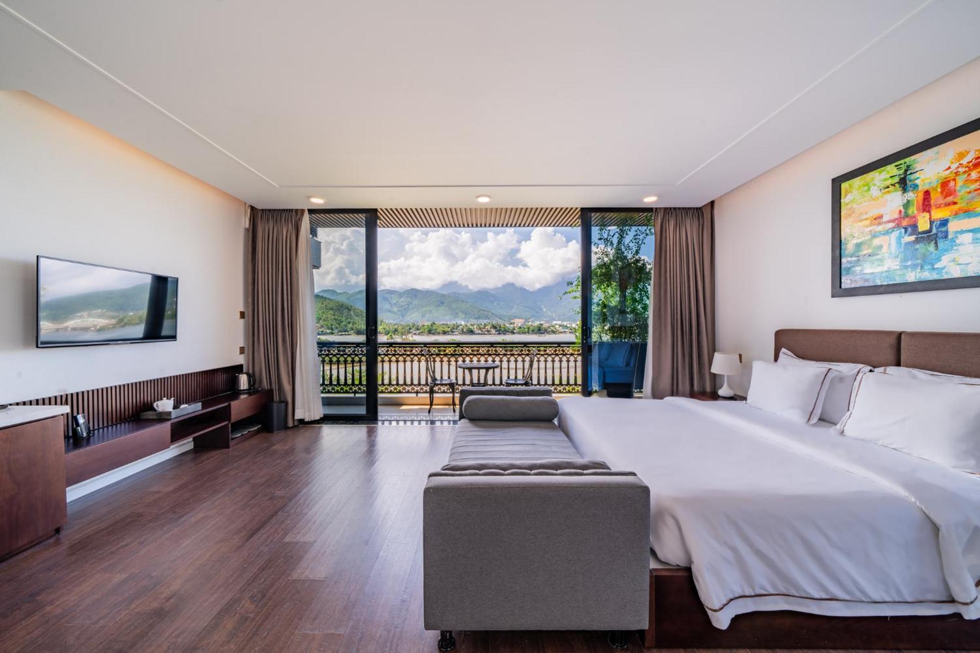 Cami Riverside Resort Da Nang Buitenkant foto
