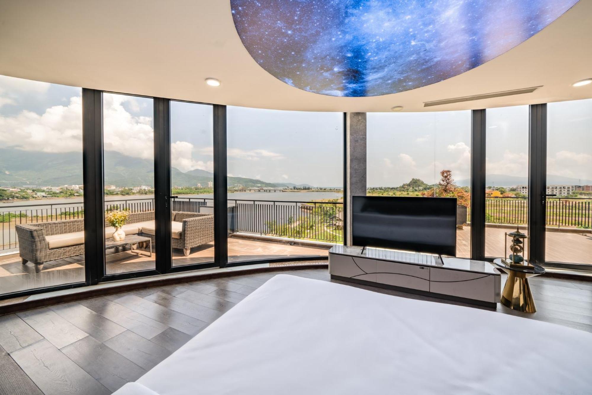 Cami Riverside Resort Da Nang Buitenkant foto