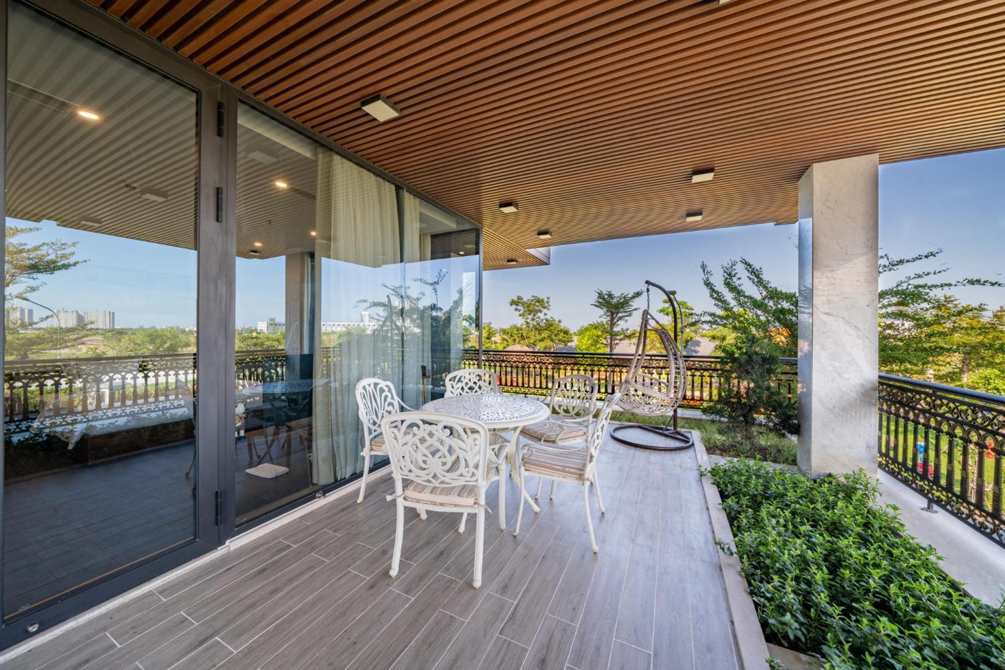 Cami Riverside Resort Da Nang Buitenkant foto