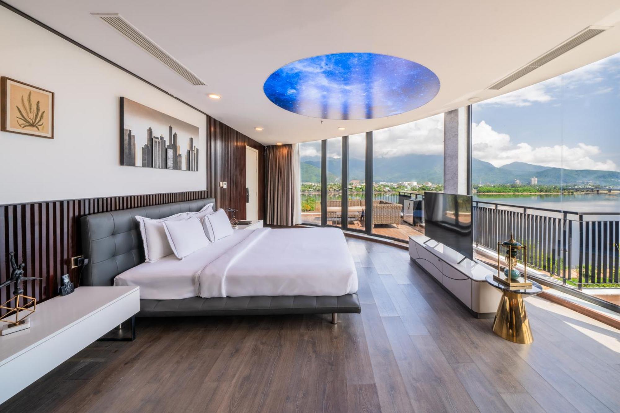 Cami Riverside Resort Da Nang Buitenkant foto