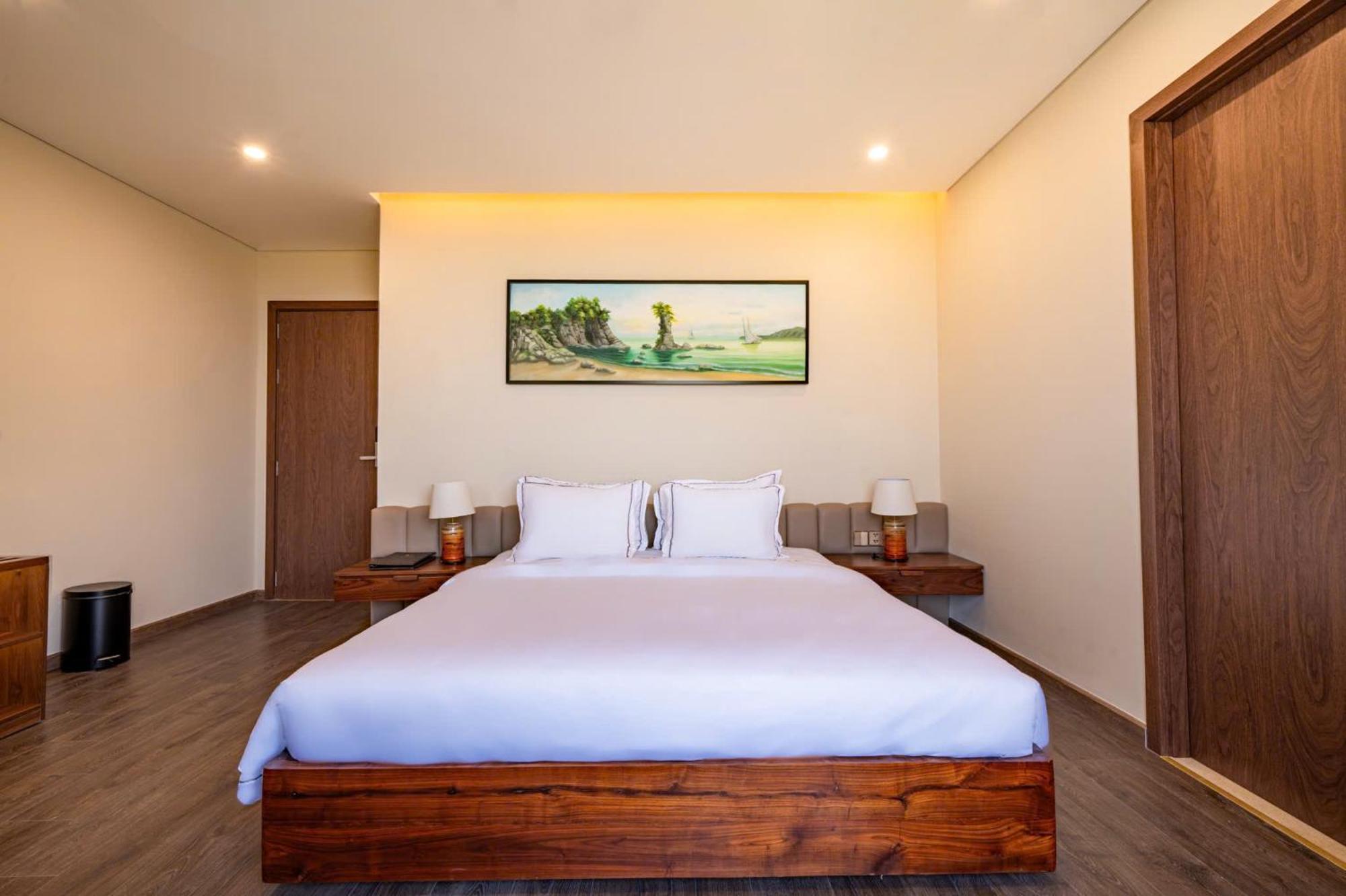 Cami Riverside Resort Da Nang Buitenkant foto