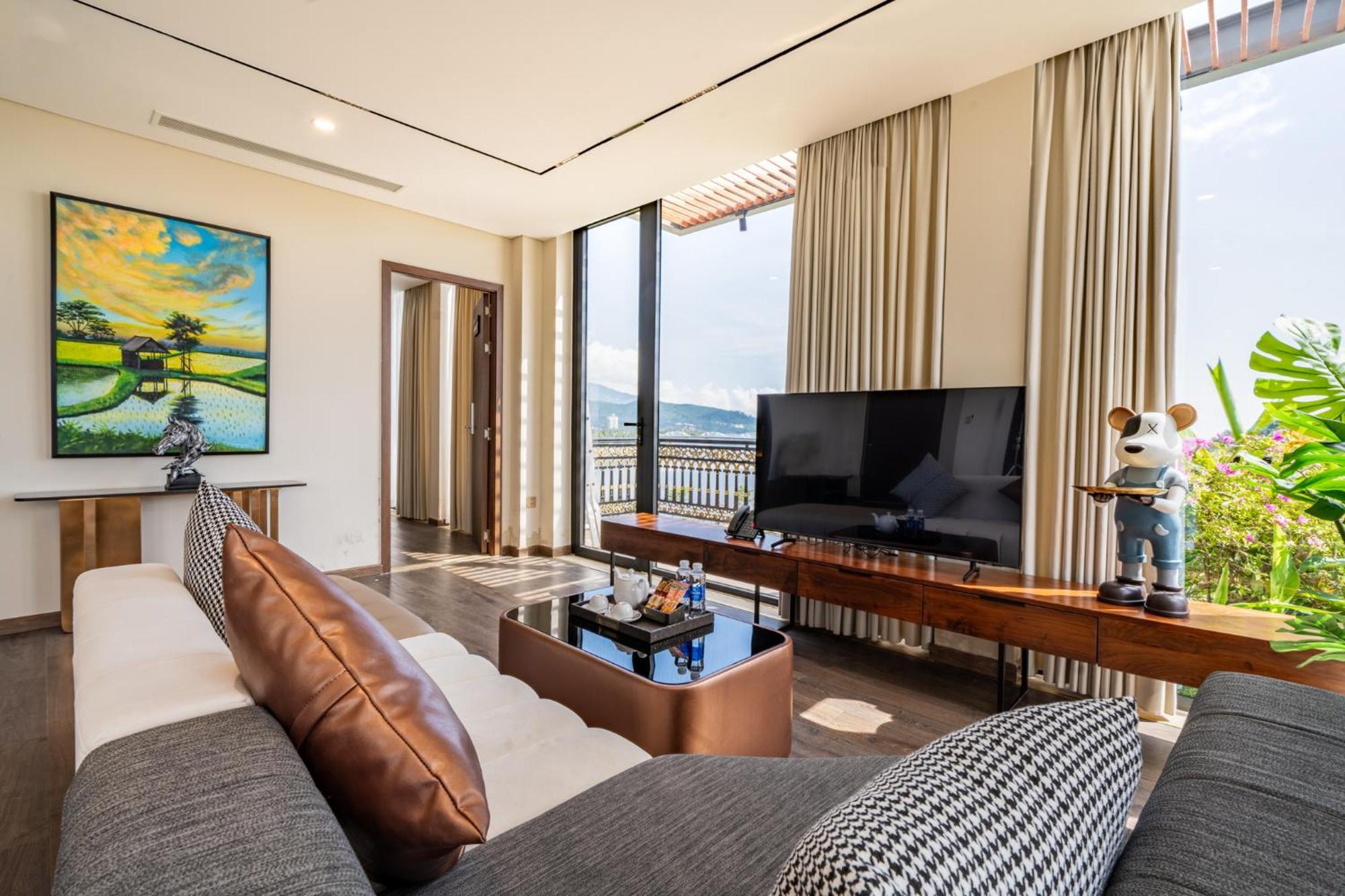 Cami Riverside Resort Da Nang Buitenkant foto